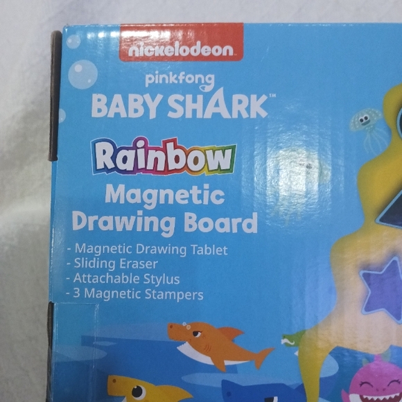 Pinkfong Baby Shark Rainbow Magnetic Drawing Board Ages 3+ - Picture 4 of 5